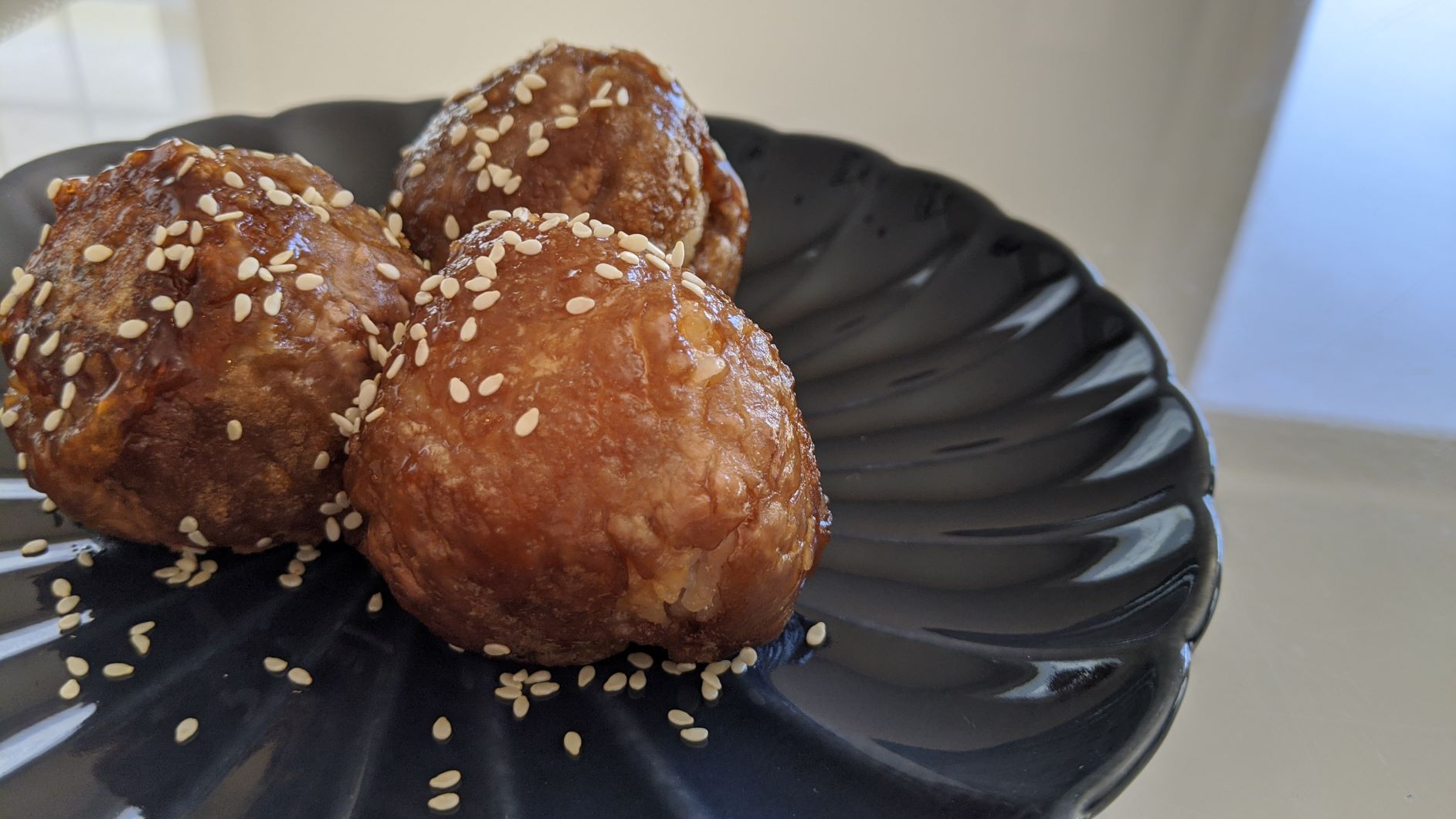 Nikumaki Onigiri Recipe (Japanese Meat Wrapped Rice Balls) - My ...